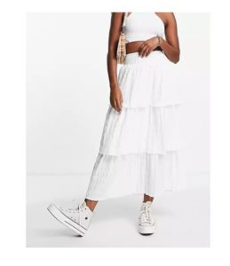 hread layered skirt in white - part of a setp