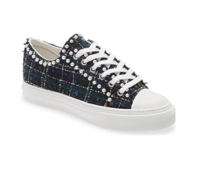 Image of Ollie Mini Pearly Low Top Sneaker 7.5-8.5