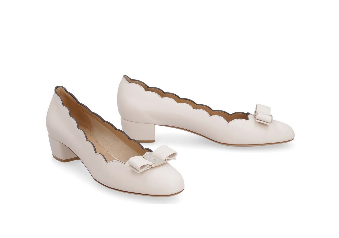 ferragamo vara pump sale