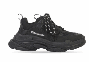 Boy's Triple S Sneaker Size 9 Toddler