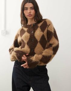 Argyle knit fluffy cardi in chocolate brown
