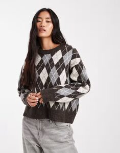 Brushed Knit Sweater In Brown Argyle