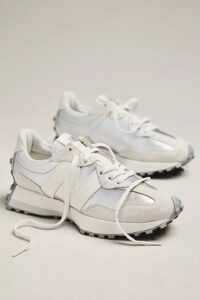 New Balance 327 Sneakers