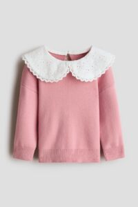Sweater with Peter Pan Collar