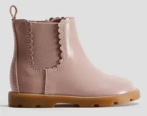 Image of sale on Chelsea Boots
